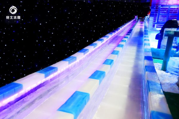 冰雕.jpg 冰雕.jpg