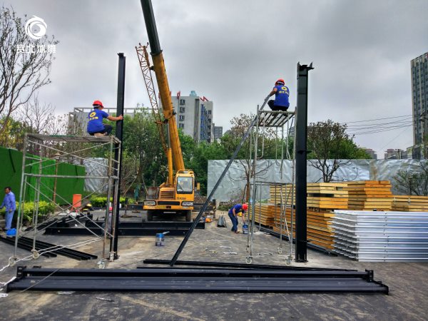 冰雕.jpg 冰雕.jpg