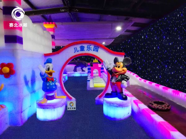 冰雕.jpg 冰雕.jpg