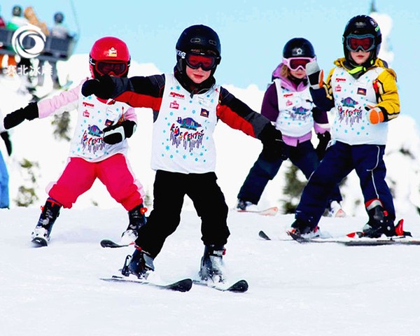 專業(yè)的滑雪場設(shè)計廠家 專業(yè)的滑雪場設(shè)計廠家