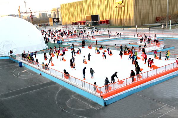 室外滑冰場投資需要多少錢