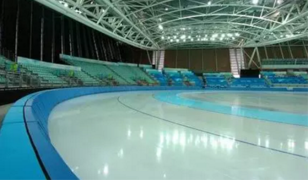 室內滑冰場賺錢嗎 室內滑冰場賺錢嗎