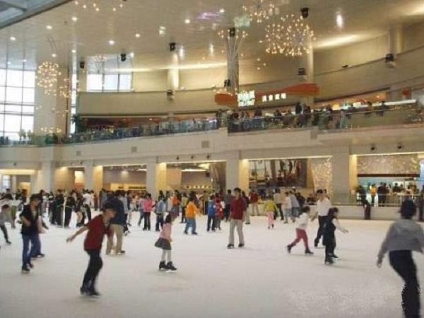 滑冰場(chǎng)地 滑冰場(chǎng)地